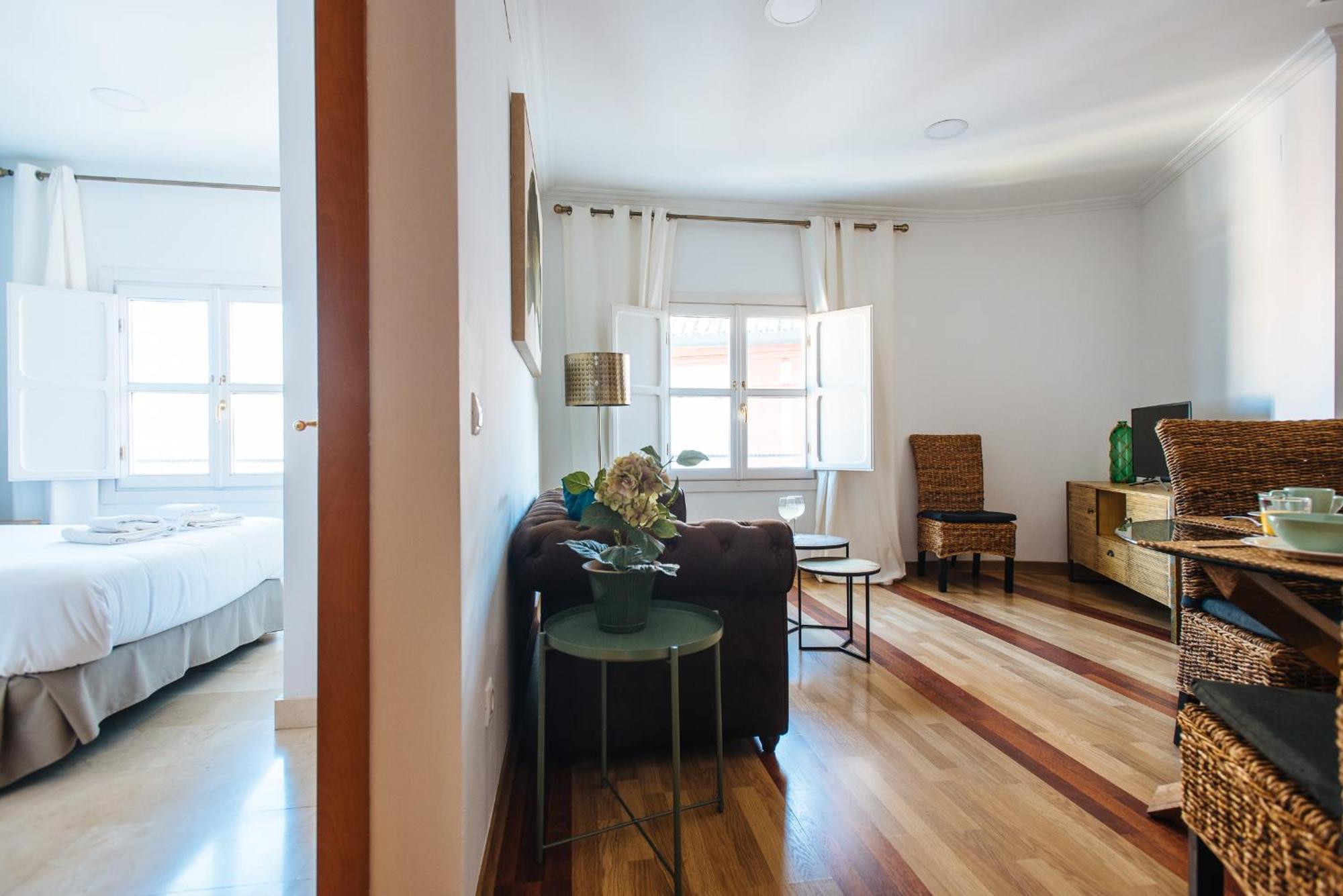 Hostly Orfila 3A-3B Exclusive Penthouse-Center-Fibre-Parking Optional Apartamento Sevilha Exterior foto